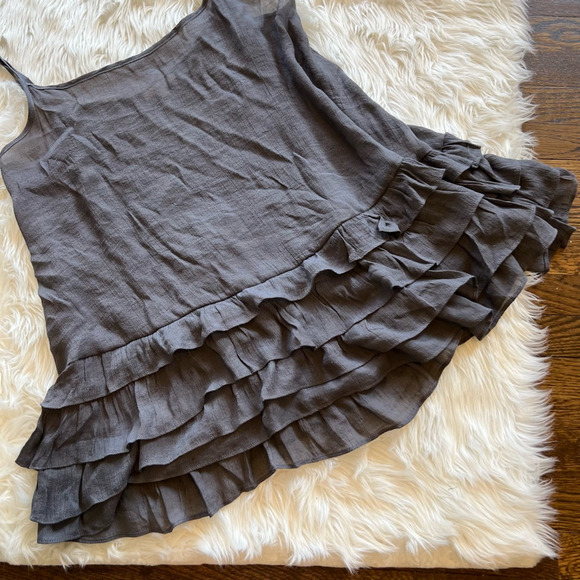 Easel Womens Camisole Cami Top Gray Textured Spaghetti Strap Scoop Ruffles M - Picture 3 of 7